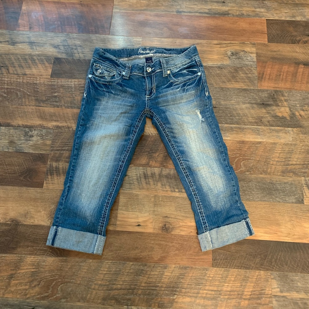 Amethyst capris size 7